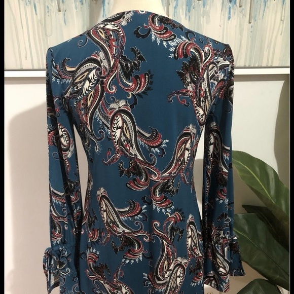White House Black‎ Market Teal Paisley Tunic - Picture 2 of 8